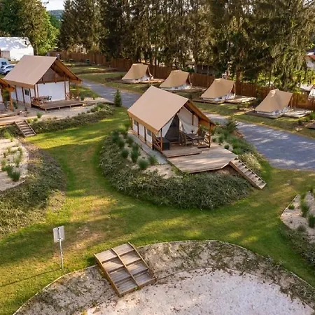 Glamping Stan Slapy Nova U Medvidka * Zivohost